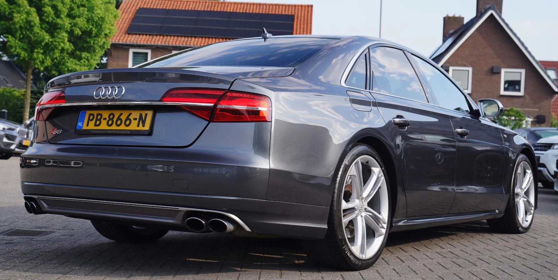 Hoofdafbeelding Audi S8