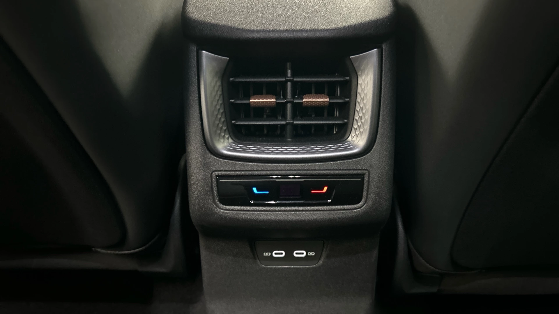 Hoofdafbeelding CUPRA Terramar