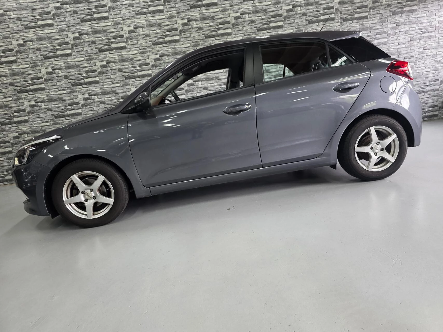 Hoofdafbeelding Hyundai i20