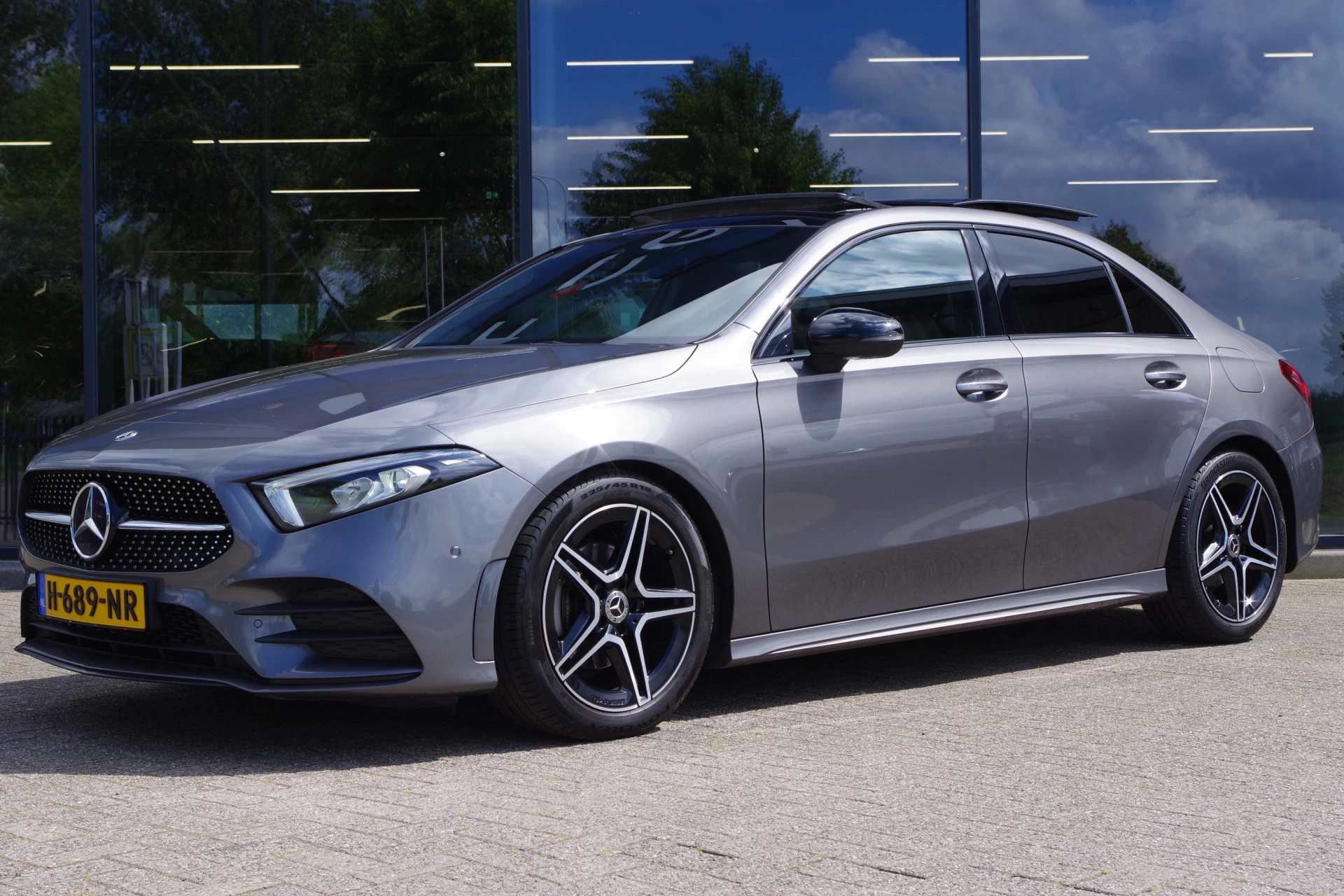 Hoofdafbeelding Mercedes-Benz A-Klasse