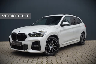BMW X1 xDrive25e Executive M Sport | Stoelverwarming | Parkeersensoren | Navigatie | Keyless | Cruise Control | LED | Climate Control | DAB | BTW |