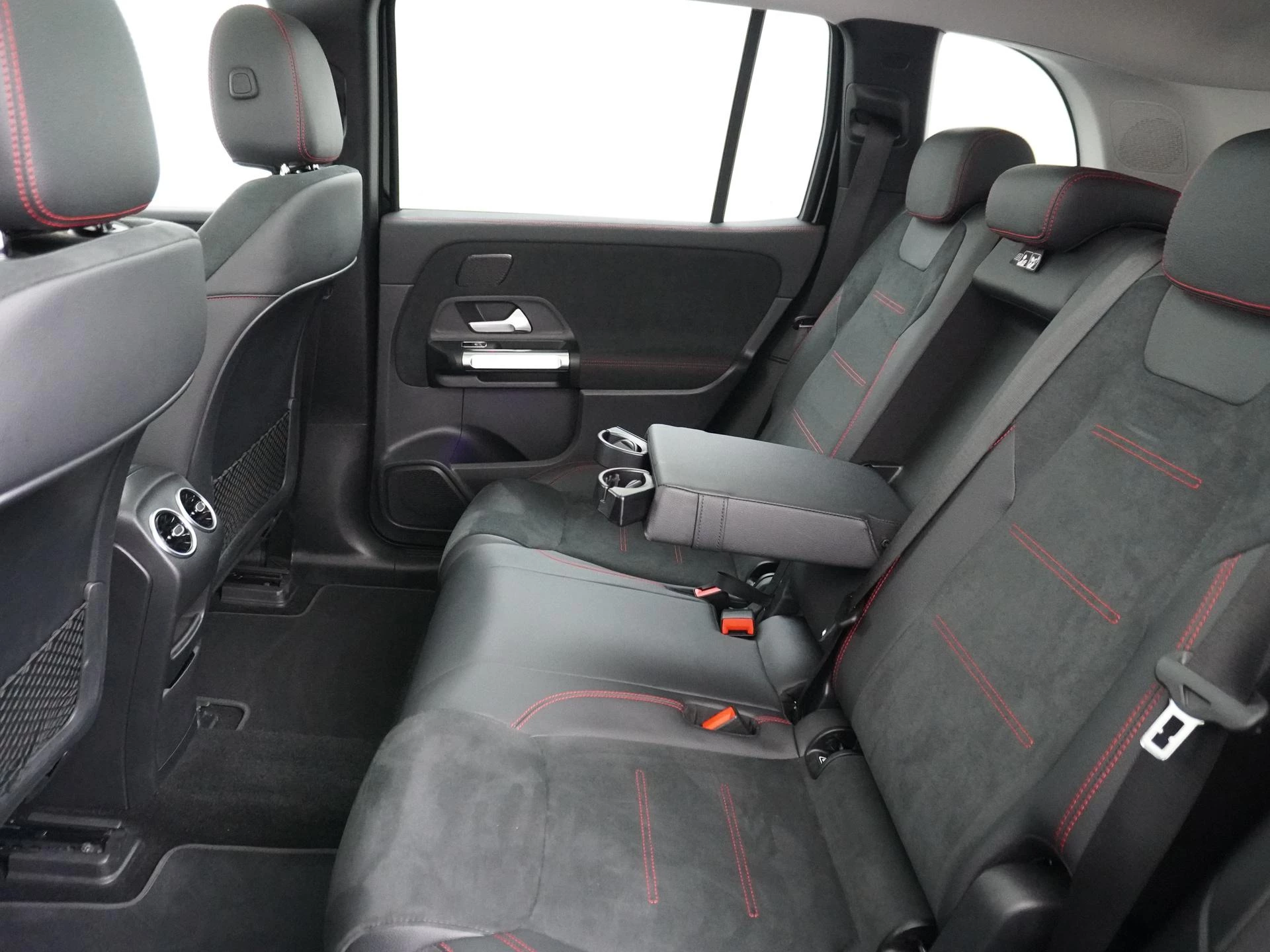 Hoofdafbeelding Mercedes-Benz EQB