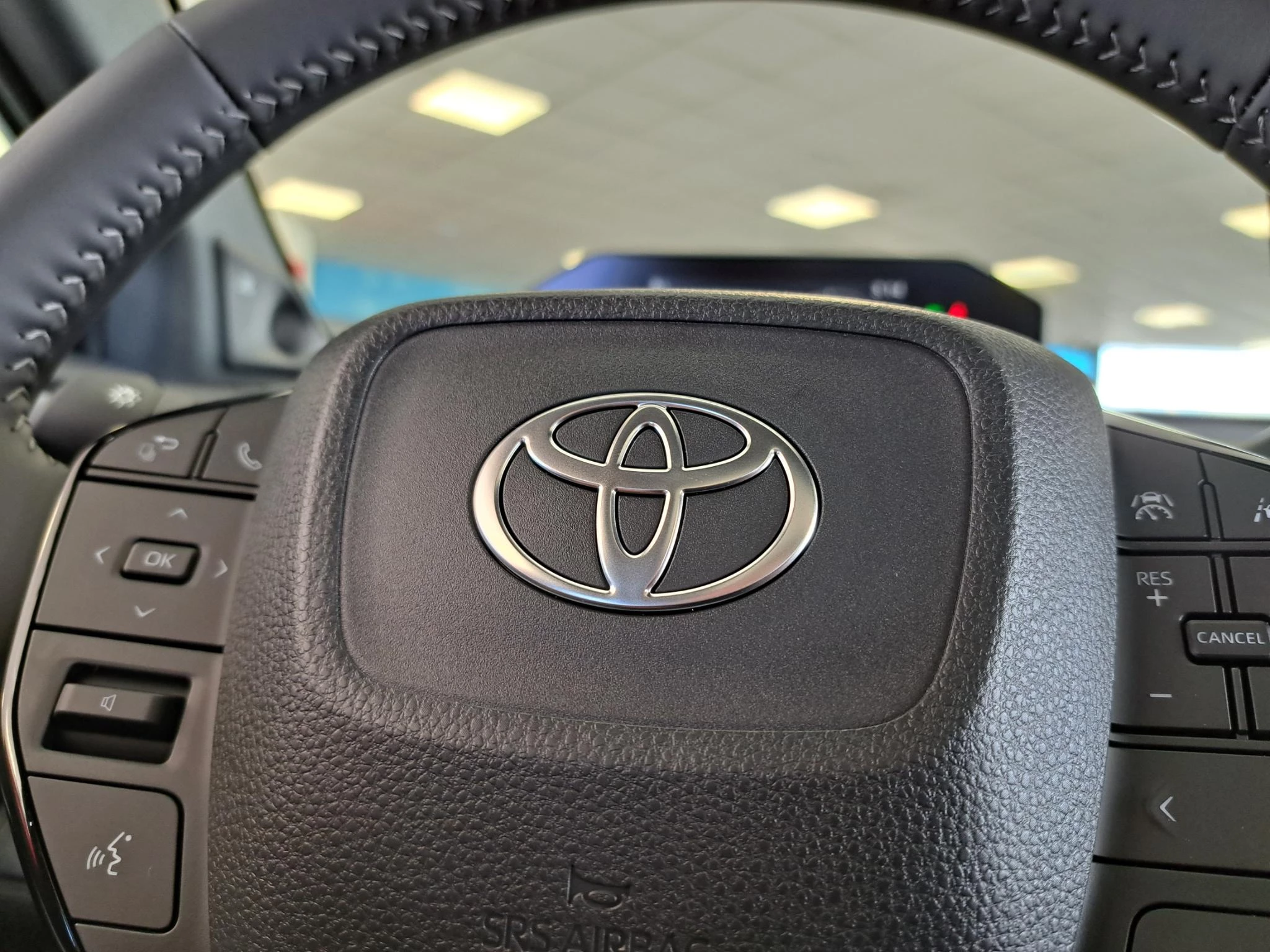 Hoofdafbeelding Toyota C-HR+