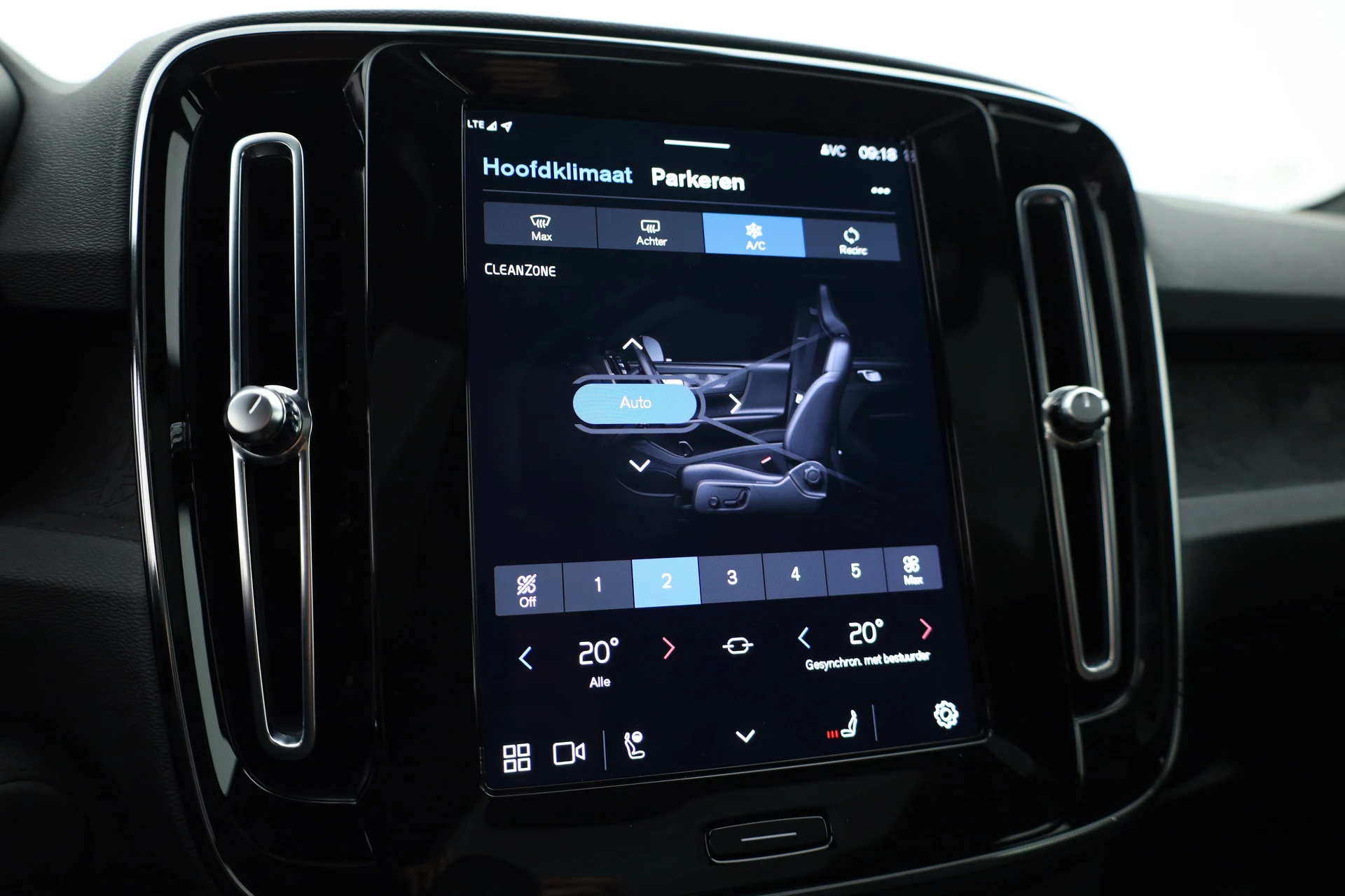 Hoofdafbeelding Volvo C40