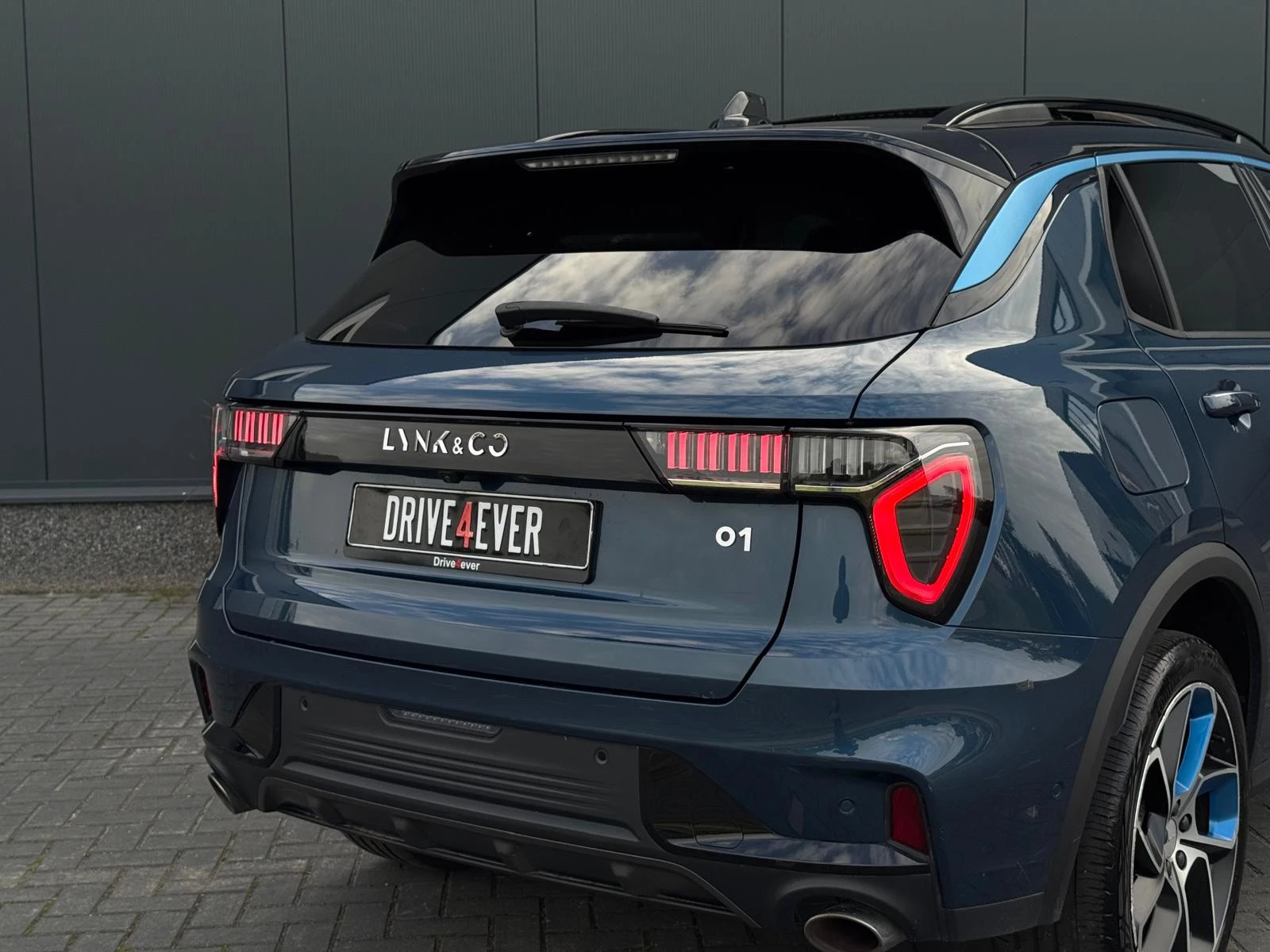 Hoofdafbeelding Lynk & Co 01