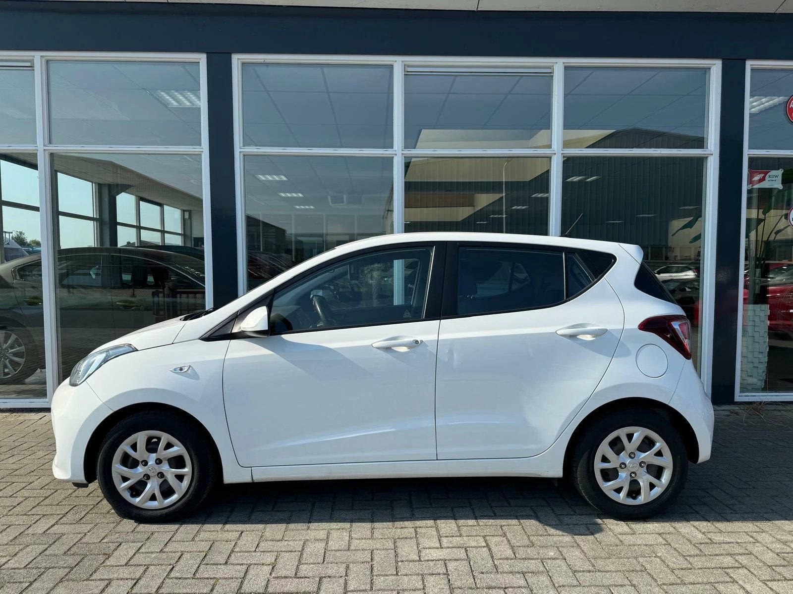 Hoofdafbeelding Hyundai i10