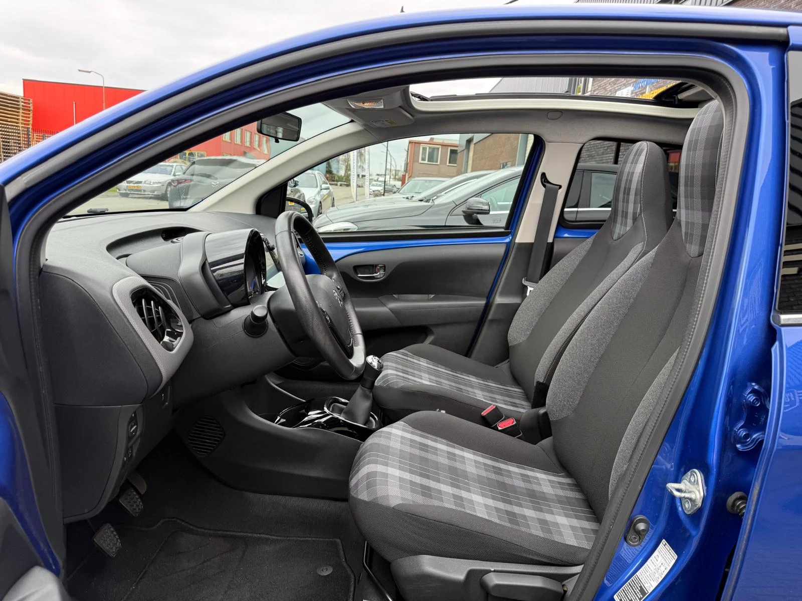 Hoofdafbeelding Peugeot 108
