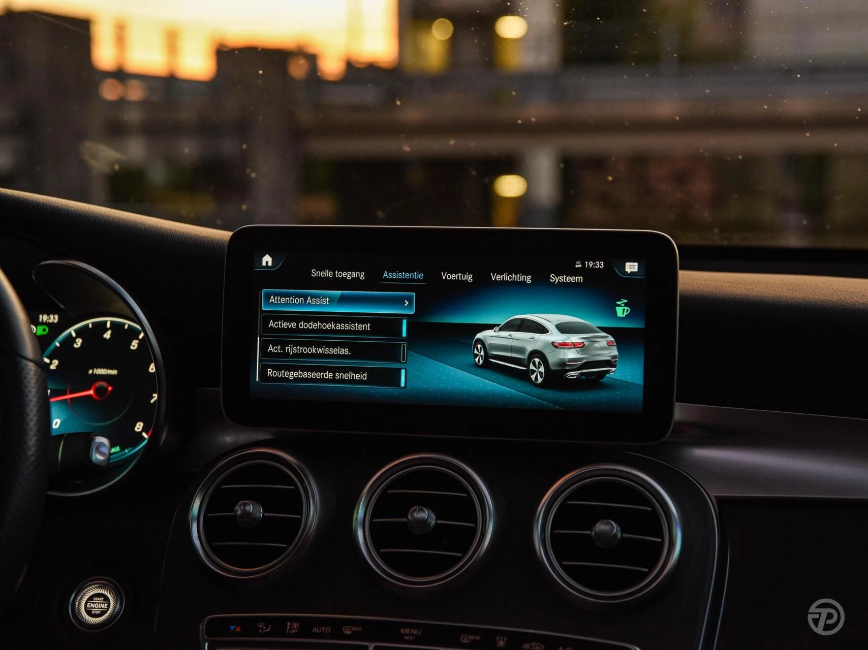 Hoofdafbeelding Mercedes-Benz GLC