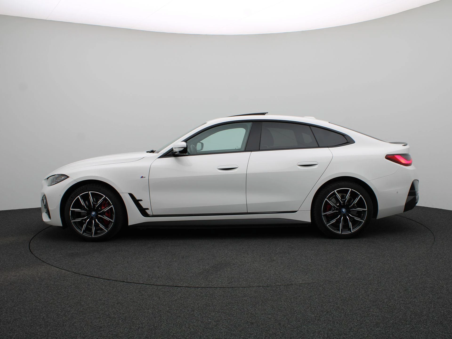 Hoofdafbeelding BMW i4