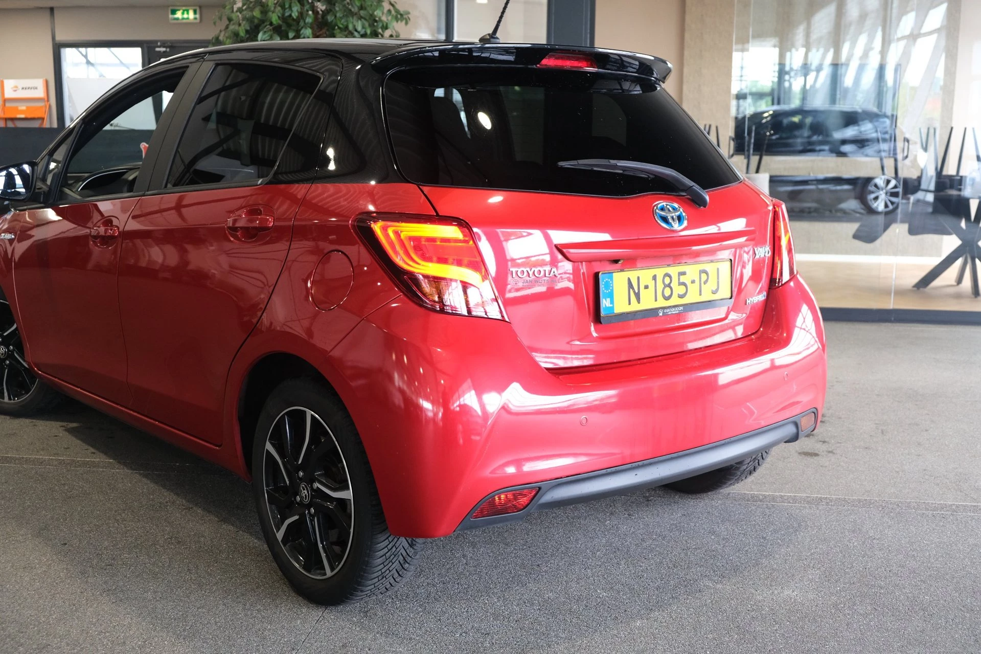 Hoofdafbeelding Toyota Yaris
