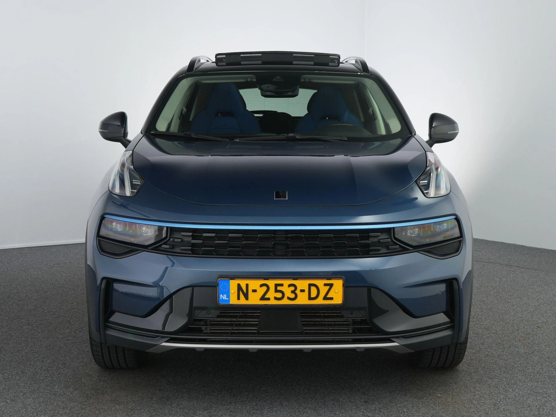 Hoofdafbeelding Lynk & Co 01