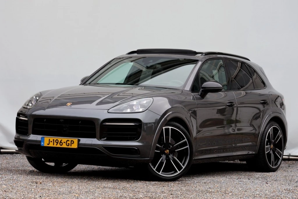 Hoofdafbeelding Porsche Cayenne