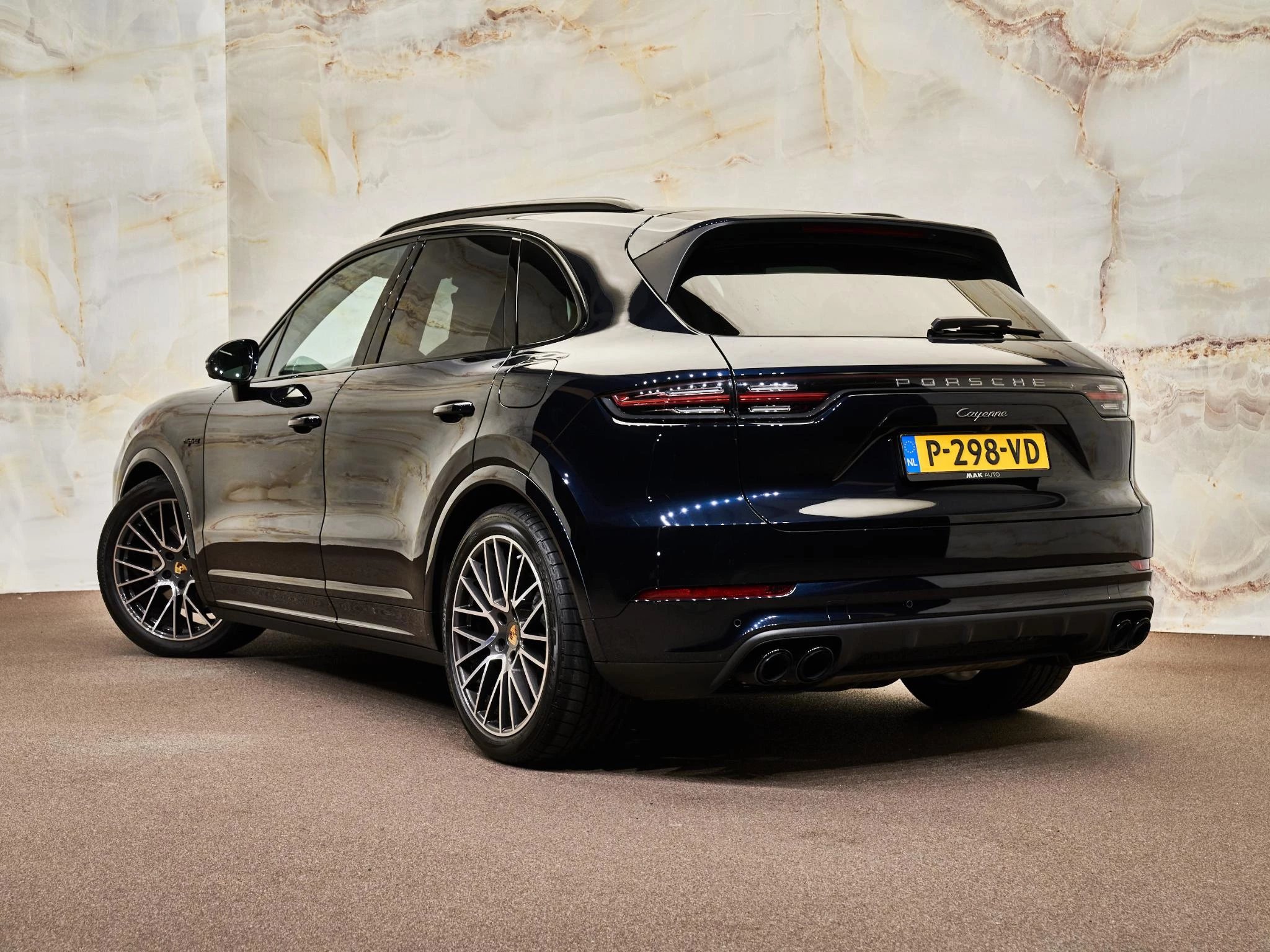 Hoofdafbeelding Porsche Cayenne