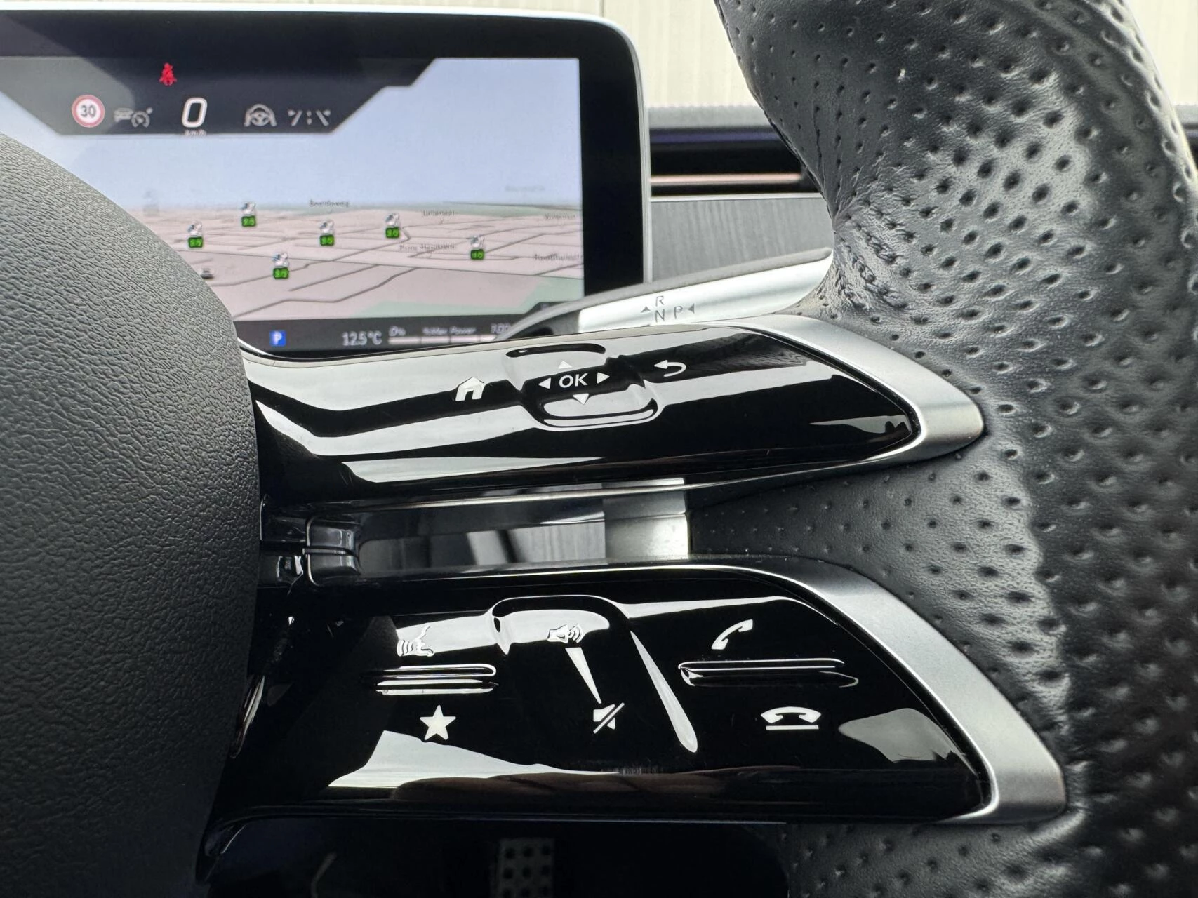 Hoofdafbeelding Mercedes-Benz EQS
