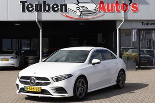 Hoofdafbeelding Mercedes-Benz A-Klasse Mercedes-Benz A-klasse 180 Business Solution AMG Virtual Cockpit | Navigatie | Camera | Stoelverwarming | Apple Carplay