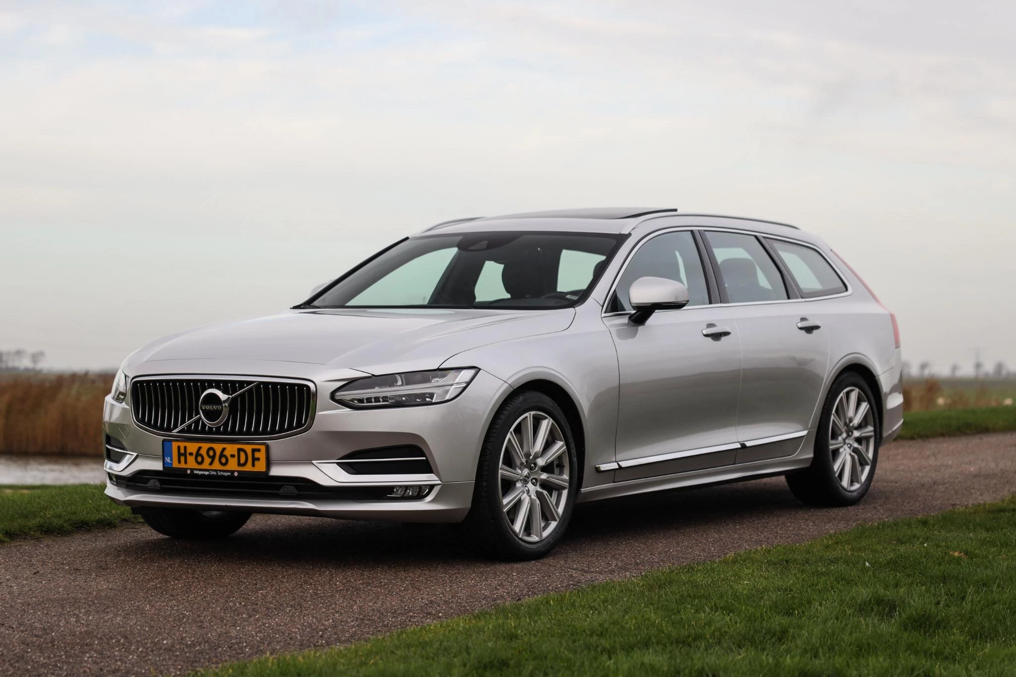 Hoofdafbeelding Volvo V90