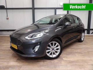Ford Fiesta 1.0 ecoboost titanium - navigatie - camera - in nieuwstaat!