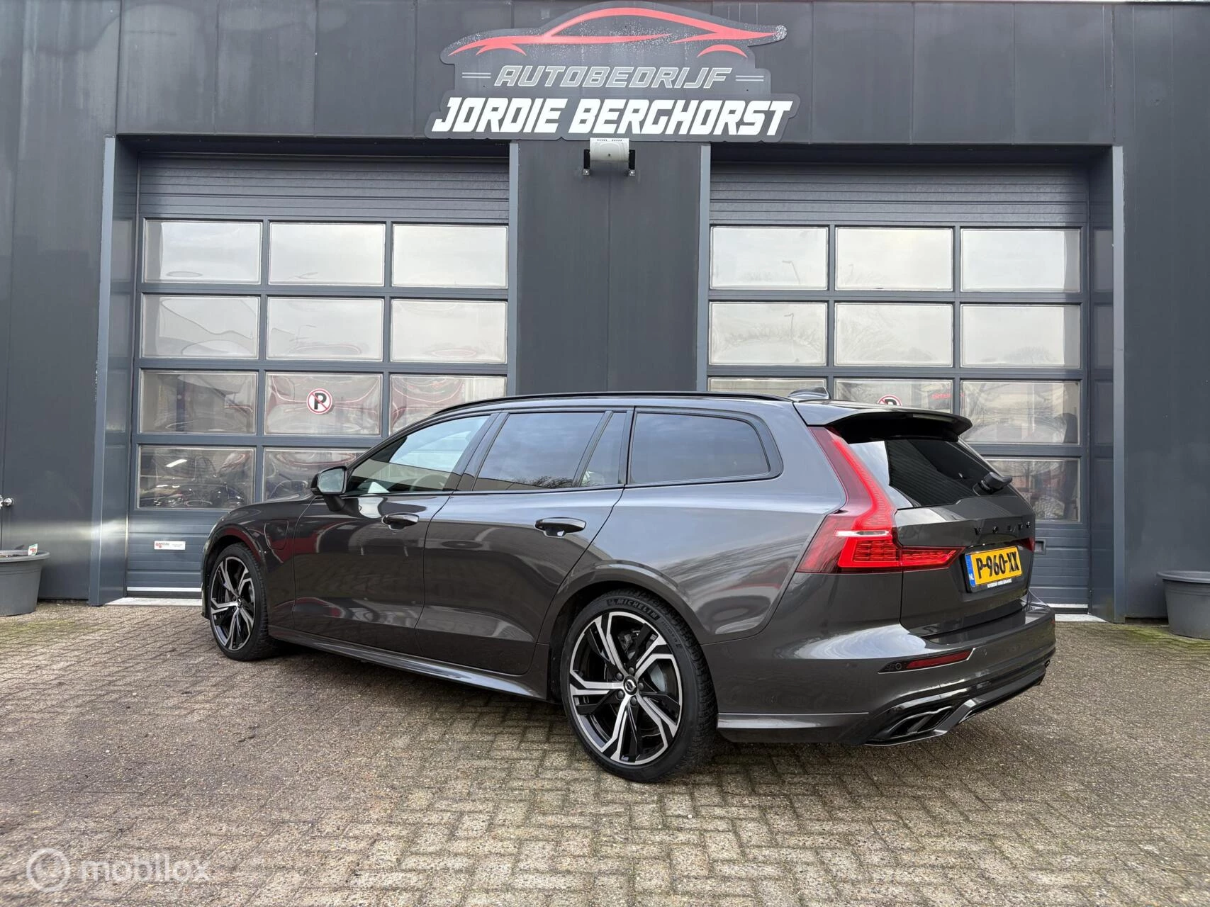 Hoofdafbeelding Volvo V60
