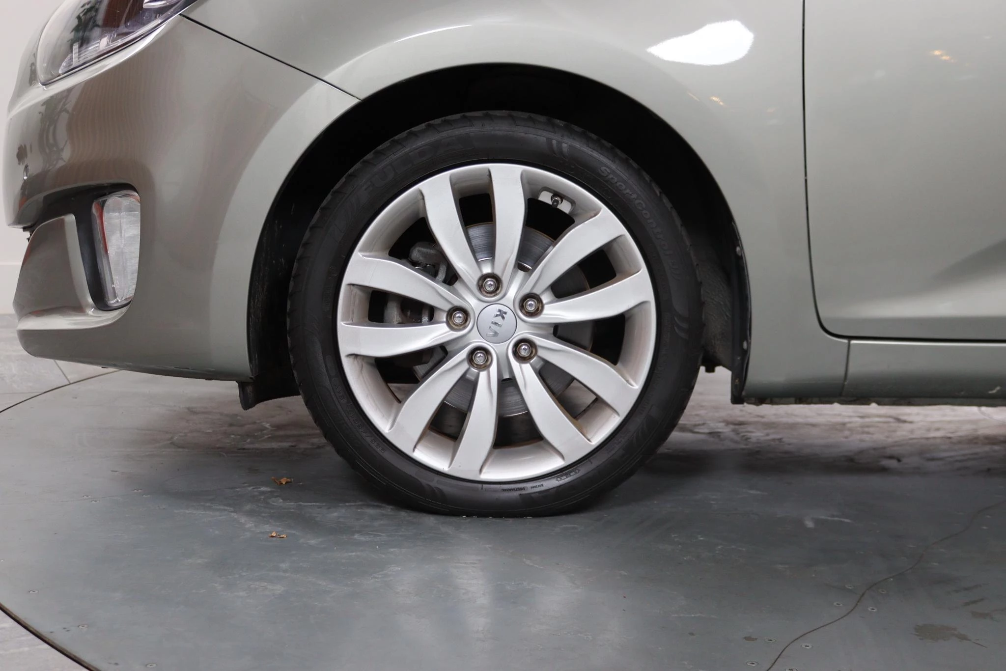 Hoofdafbeelding Kia Carens