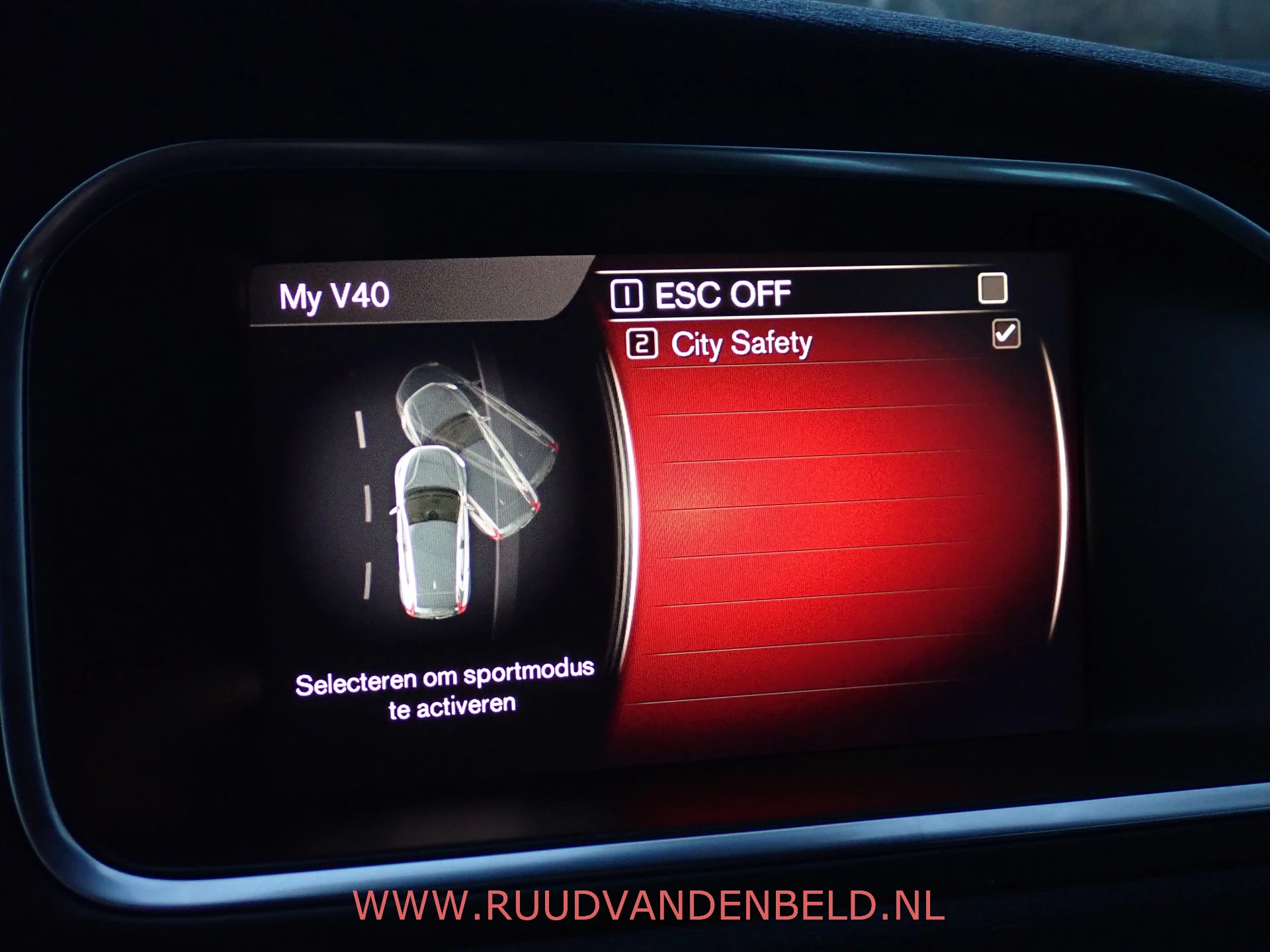 Hoofdafbeelding Volvo V40