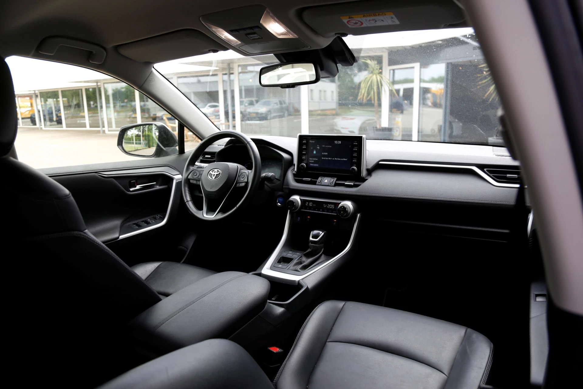 Hoofdafbeelding Toyota RAV4