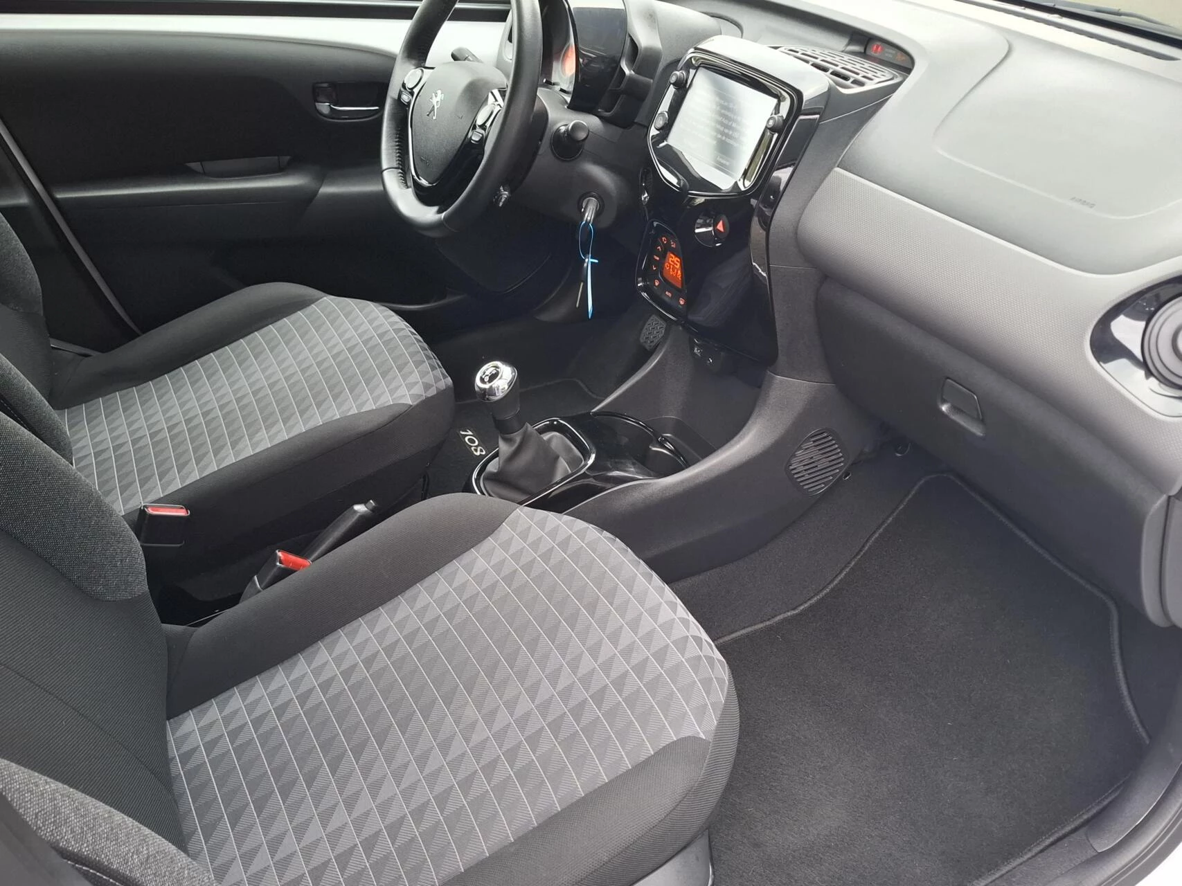 Hoofdafbeelding Peugeot 108