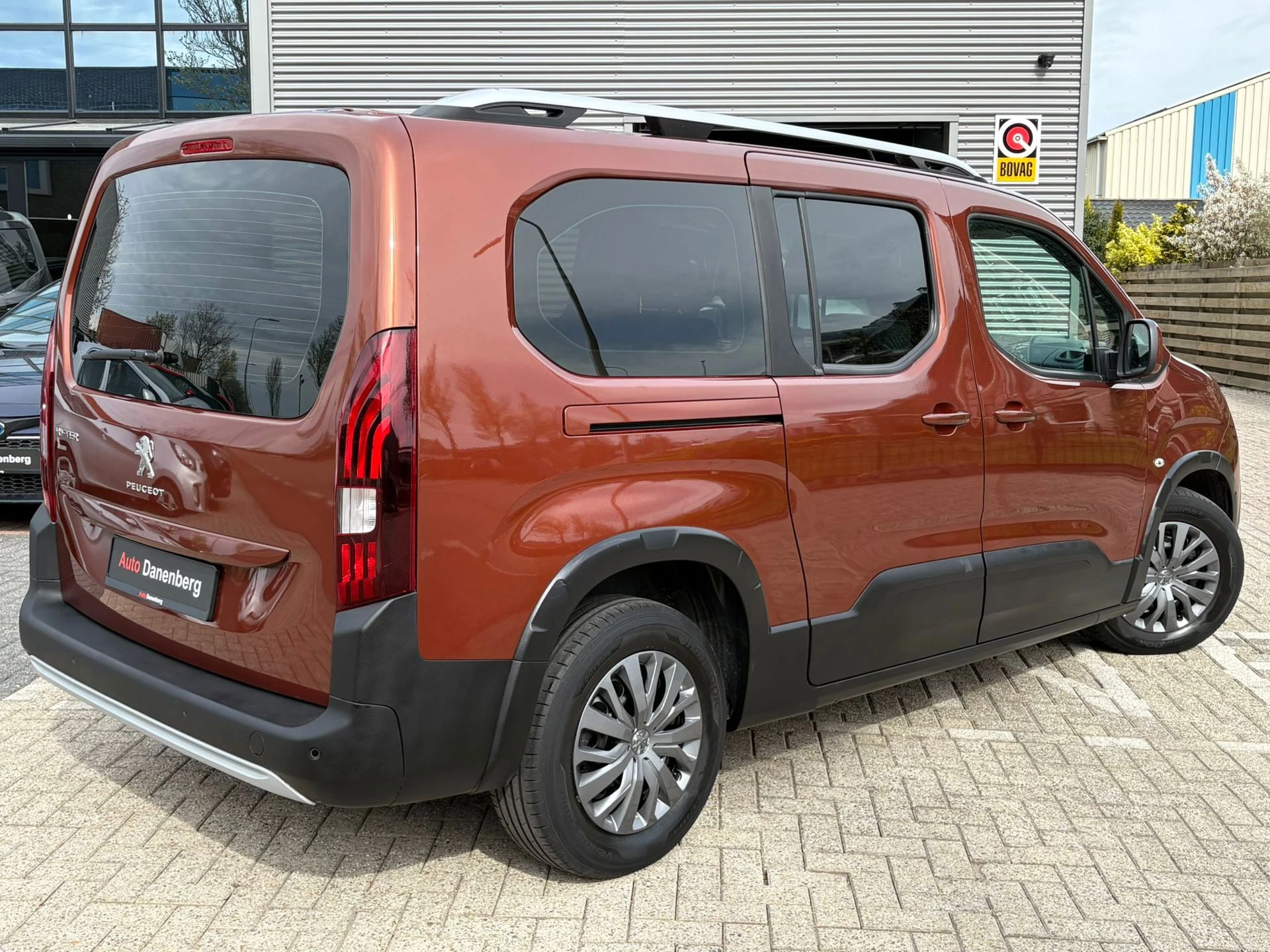 Hoofdafbeelding Peugeot Rifter