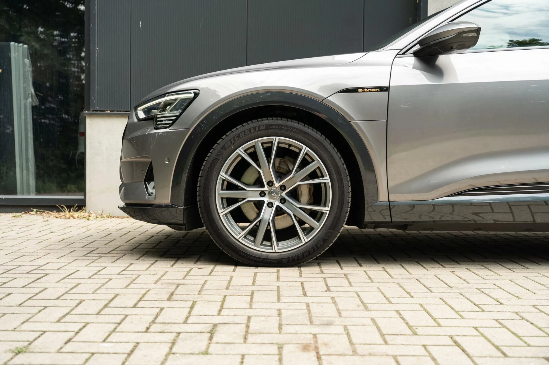 Hoofdafbeelding Audi e-tron