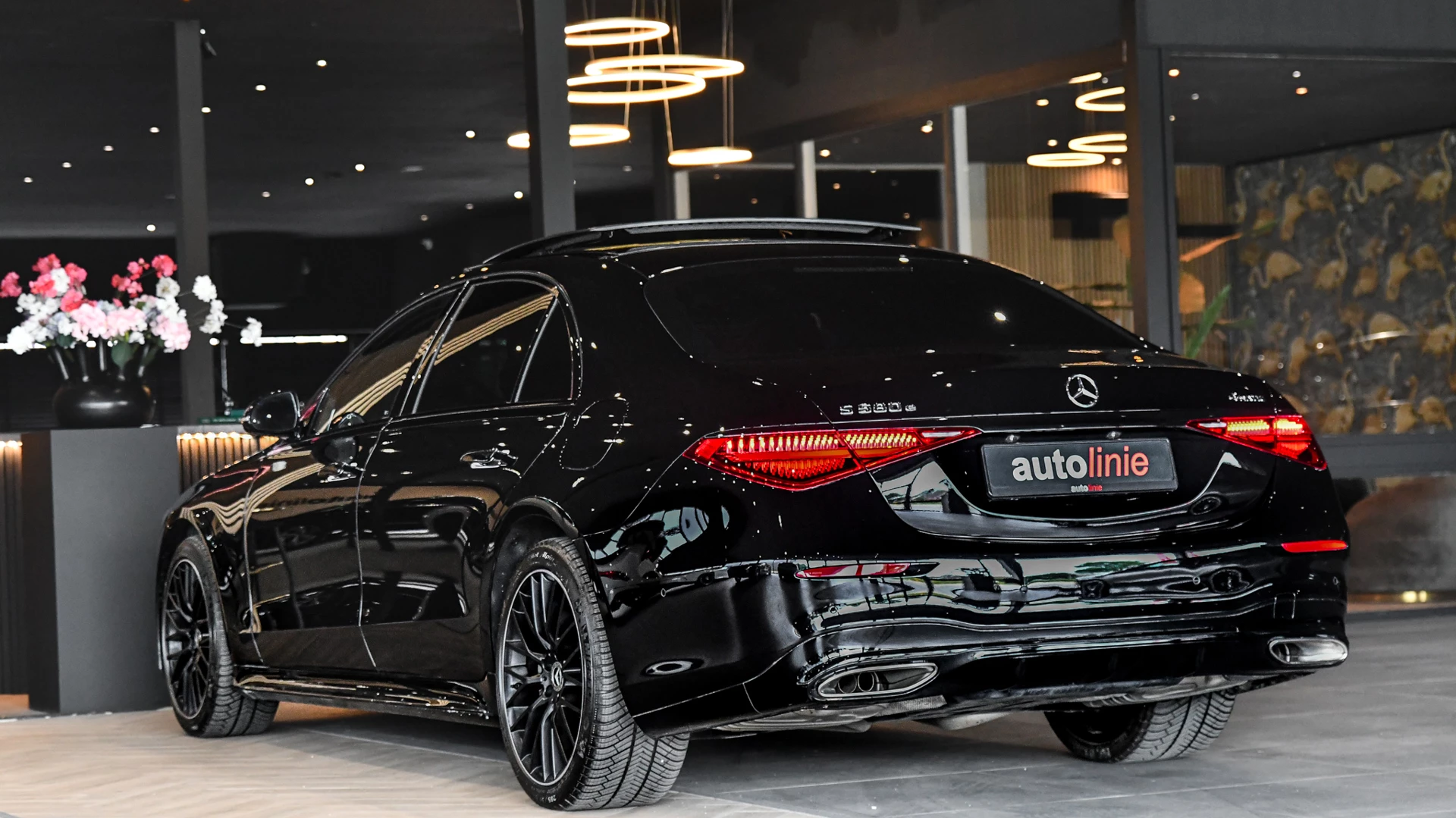 Hoofdafbeelding Mercedes-Benz S-Klasse