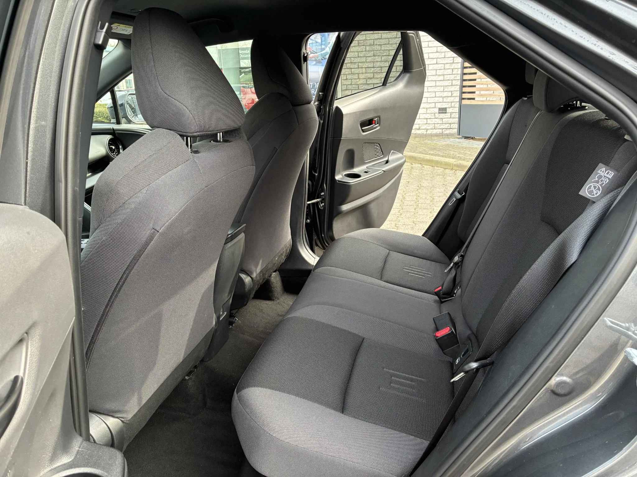 Hoofdafbeelding Toyota C-HR