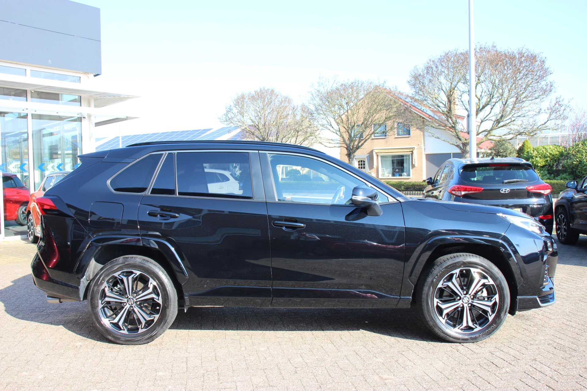 Hoofdafbeelding Suzuki Across