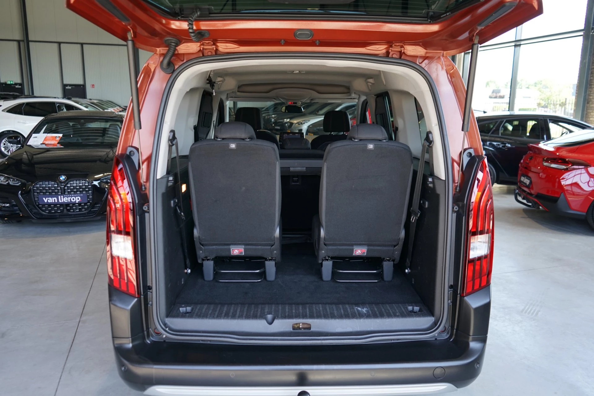Hoofdafbeelding Peugeot Rifter