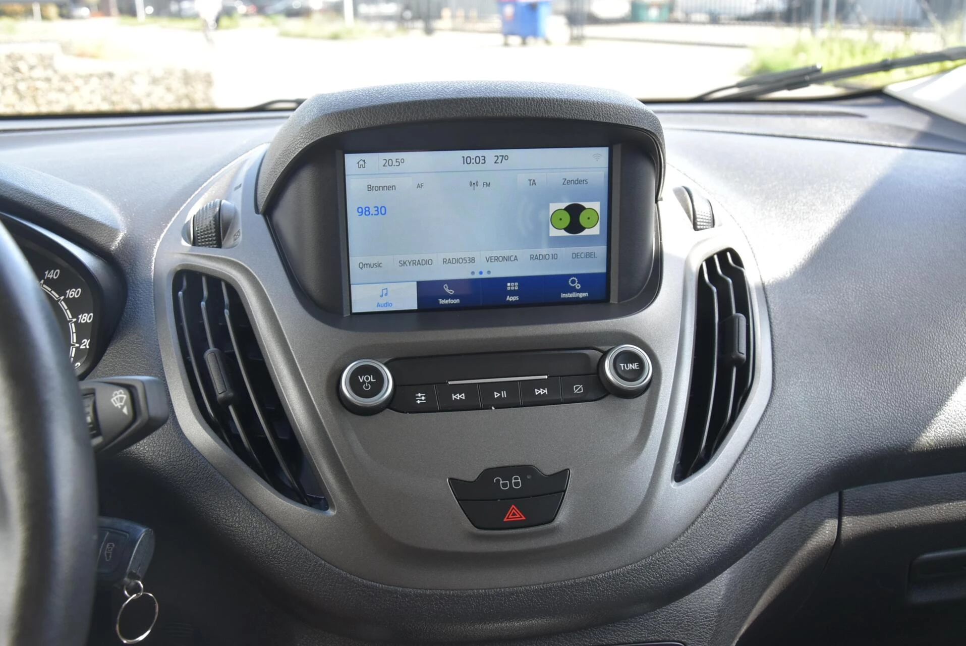 Hoofdafbeelding Ford Transit Courier