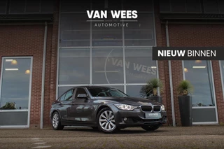 BMW 3-serie 328i Upgrade Edition | NL auto | 2e eigenaar | Automaat | 245 pk | Xenon | Cruise control | Navi | PDC | Climate control | Sportstuur | Bluetooth | Origineel