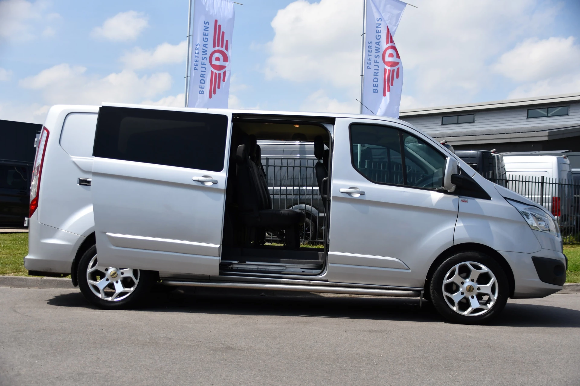 Hoofdafbeelding Ford Transit Custom