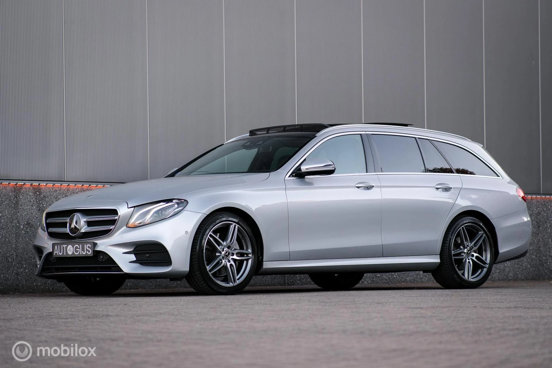 Hoofdafbeelding Mercedes-Benz E-Klasse