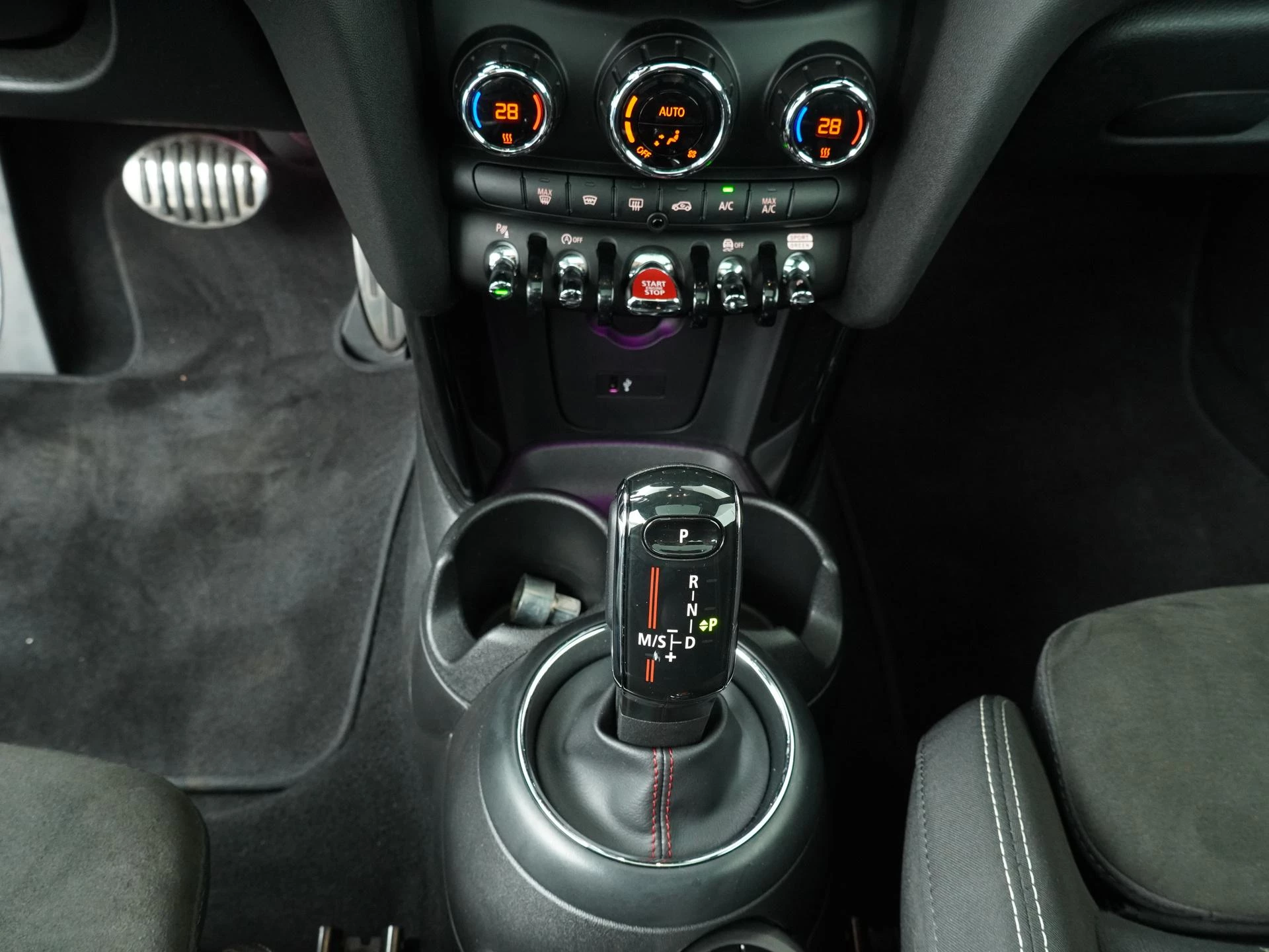 Hoofdafbeelding MINI Cooper S