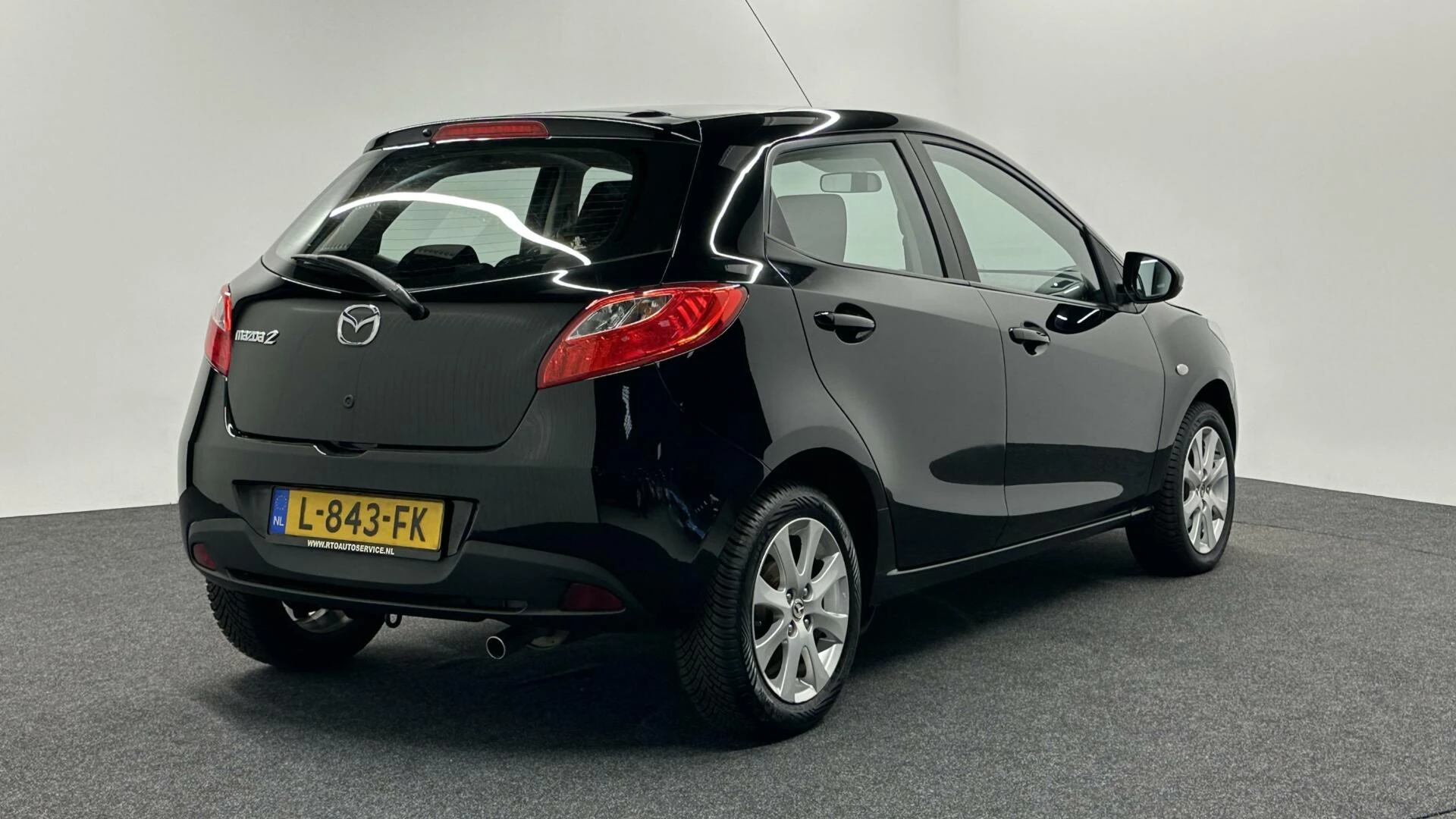 Hoofdafbeelding Mazda 2