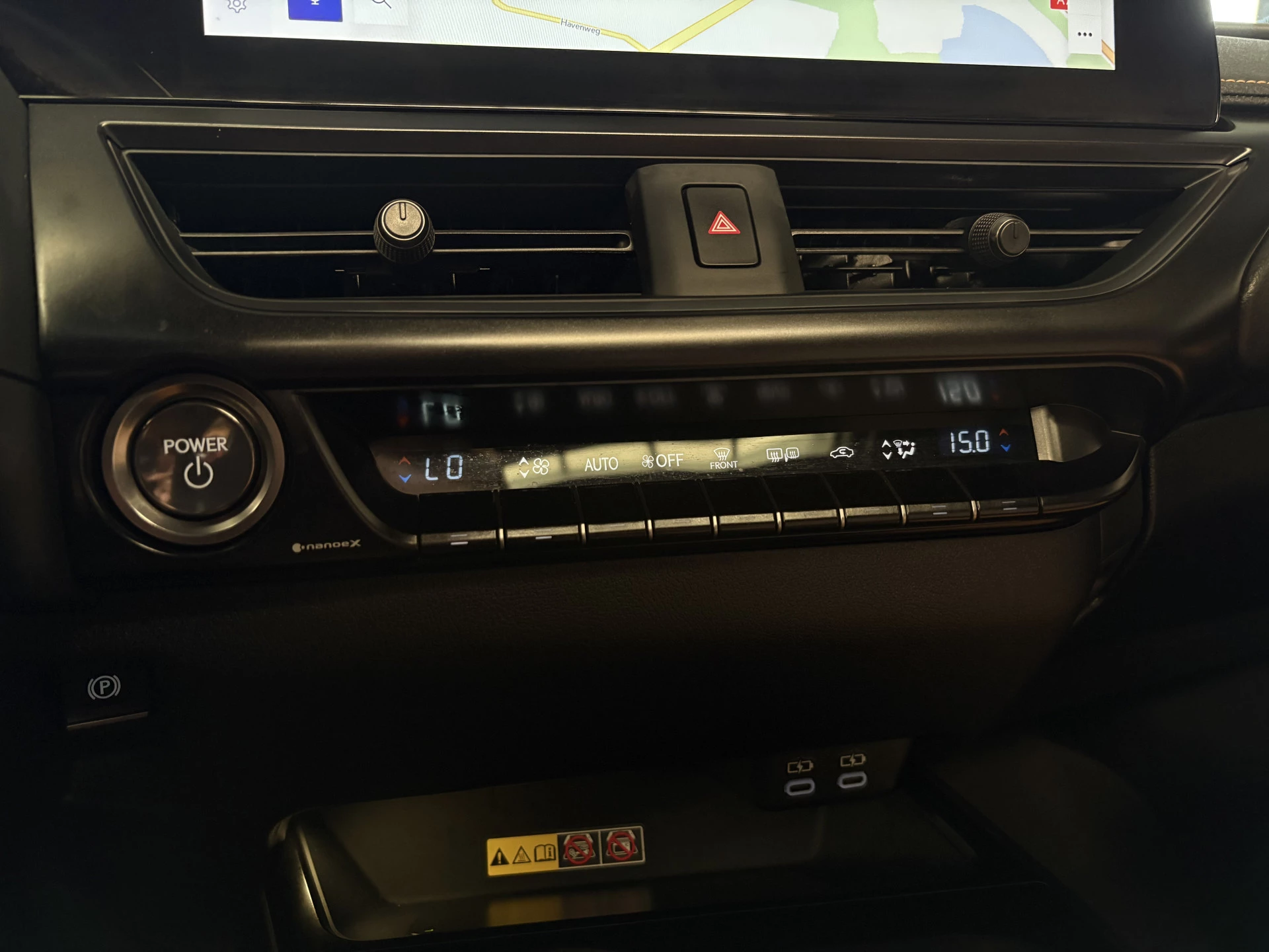 Hoofdafbeelding Lexus UX