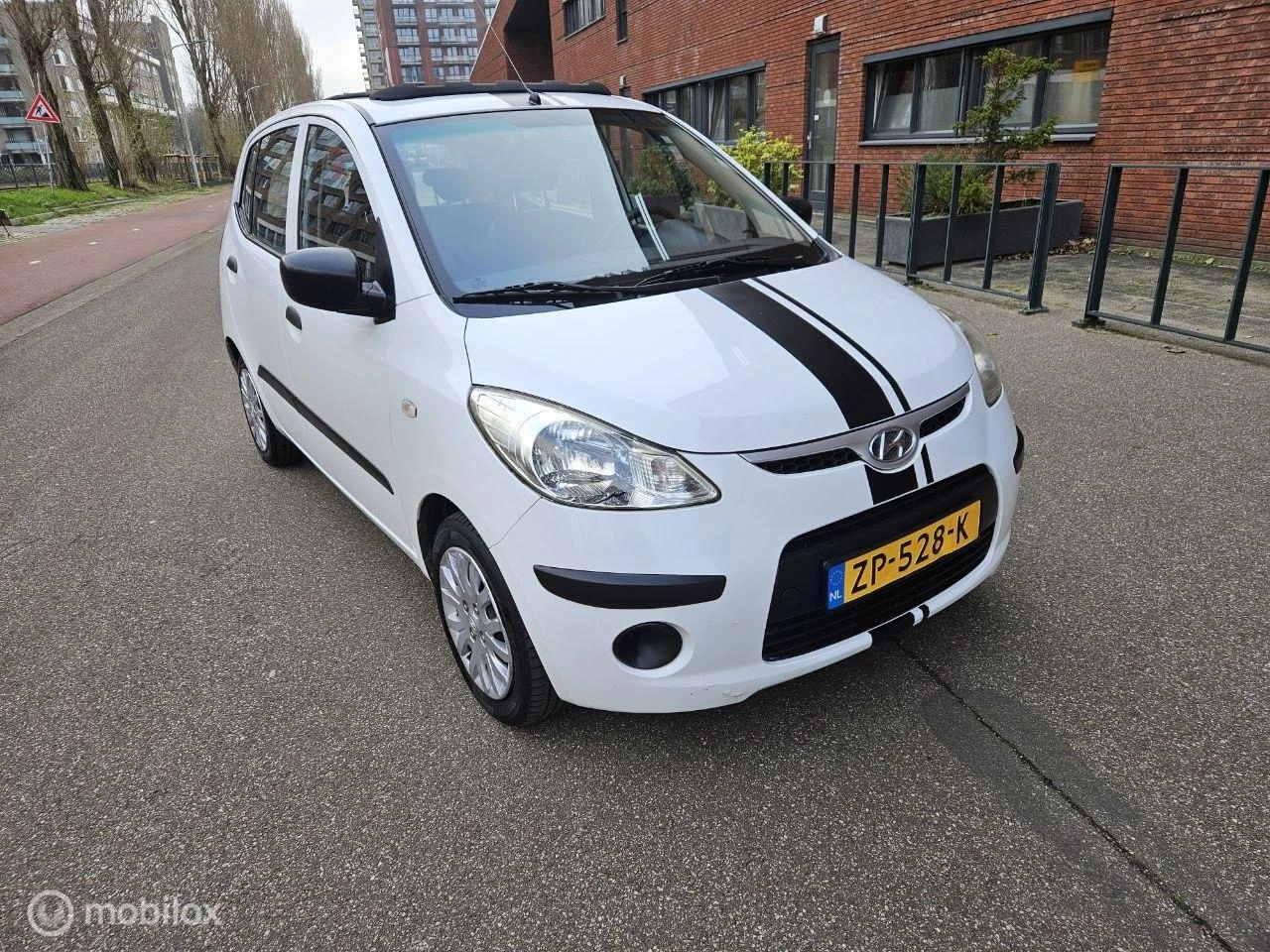 Hoofdafbeelding Hyundai i10