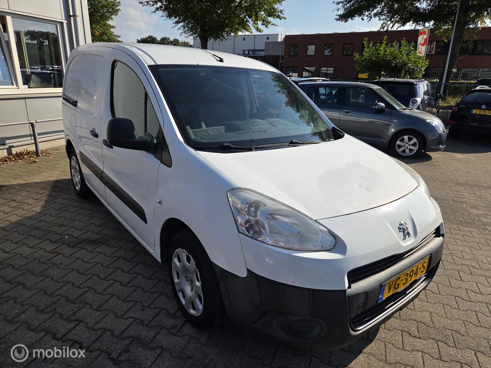 Hoofdafbeelding Peugeot Partner