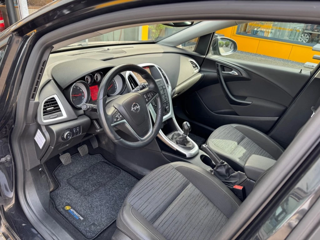 Hoofdafbeelding Opel Astra