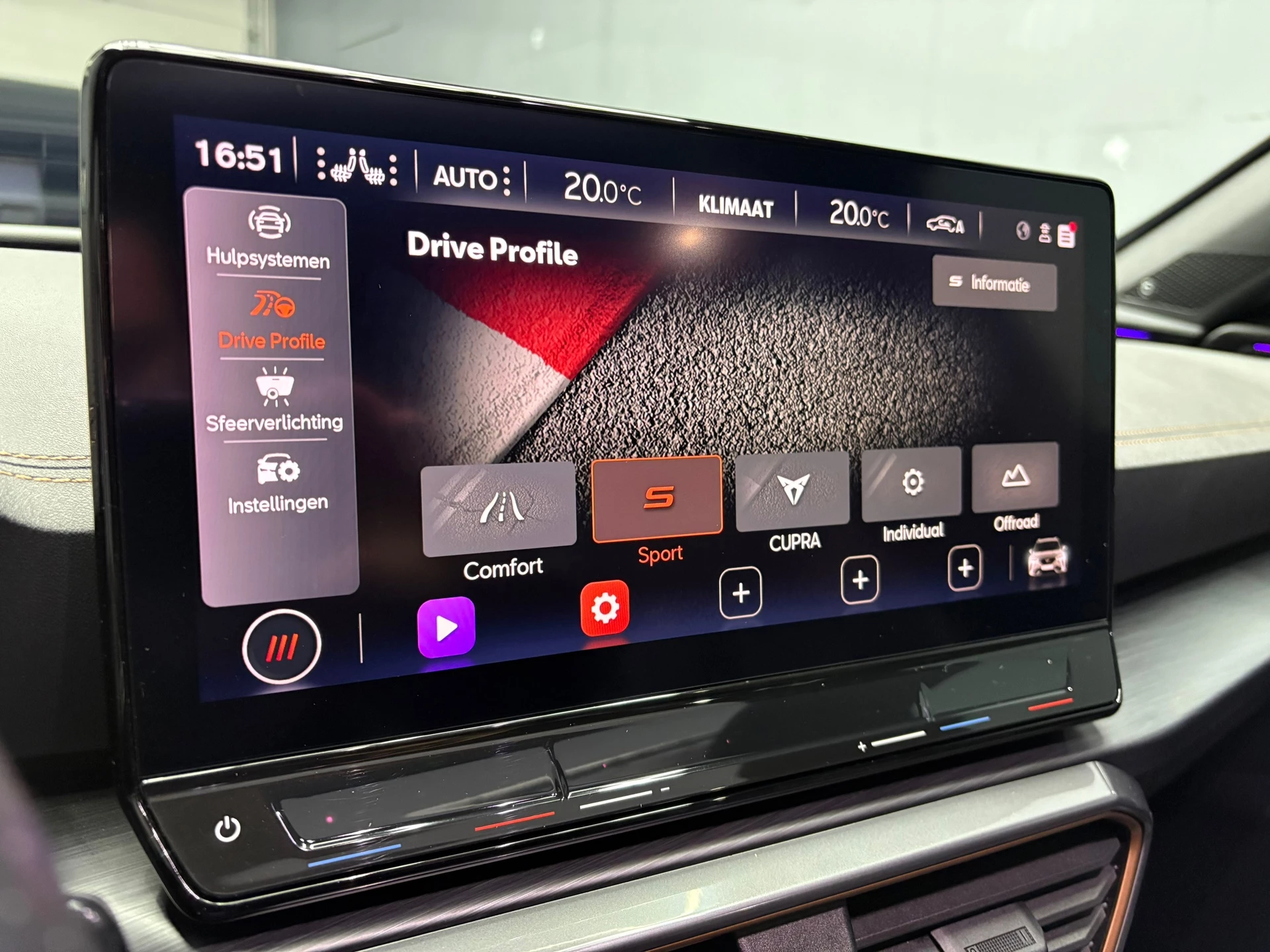 Hoofdafbeelding CUPRA Formentor