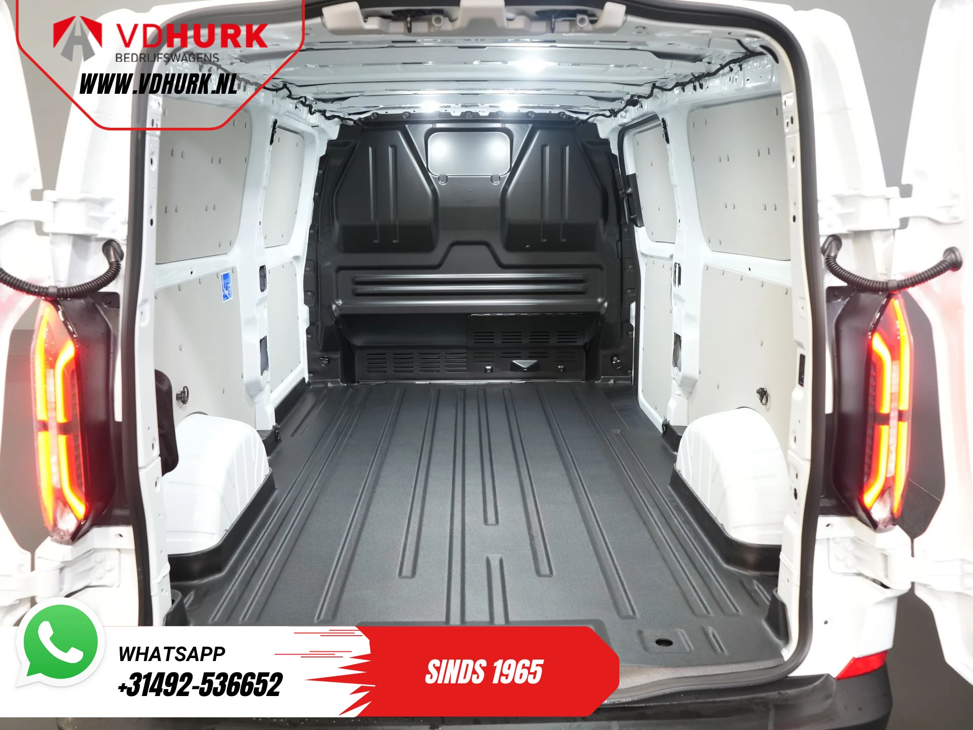 Hoofdafbeelding Ford E-Transit Custom