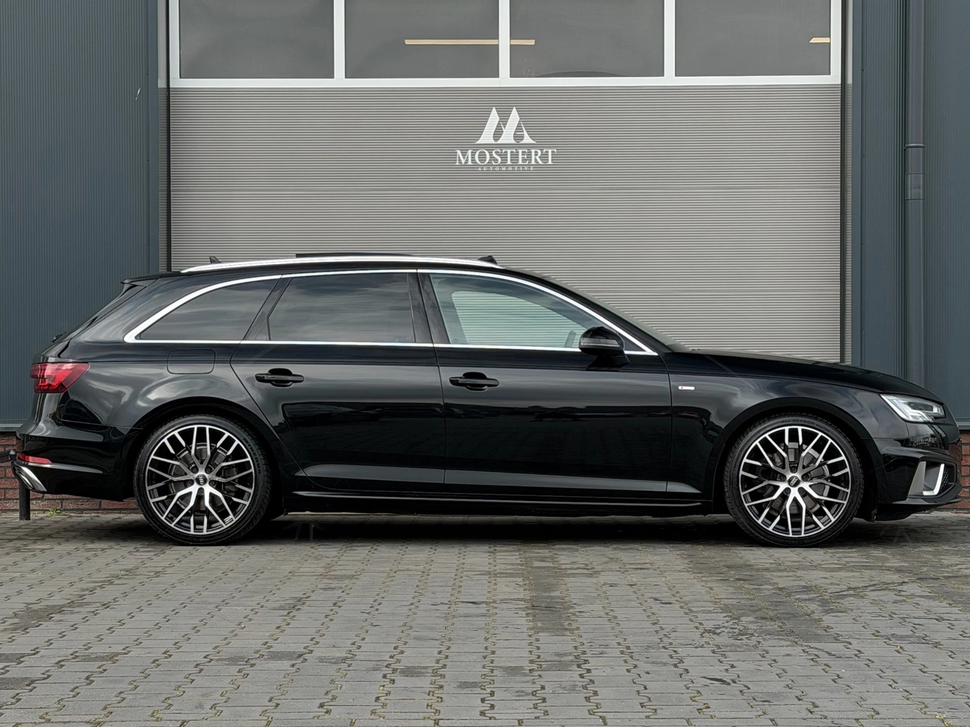 Hoofdafbeelding Audi A4
