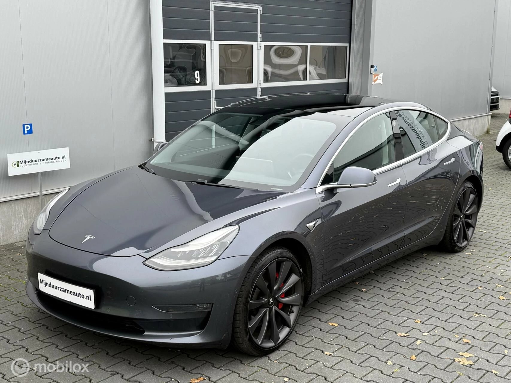 Hoofdafbeelding Tesla Model 3