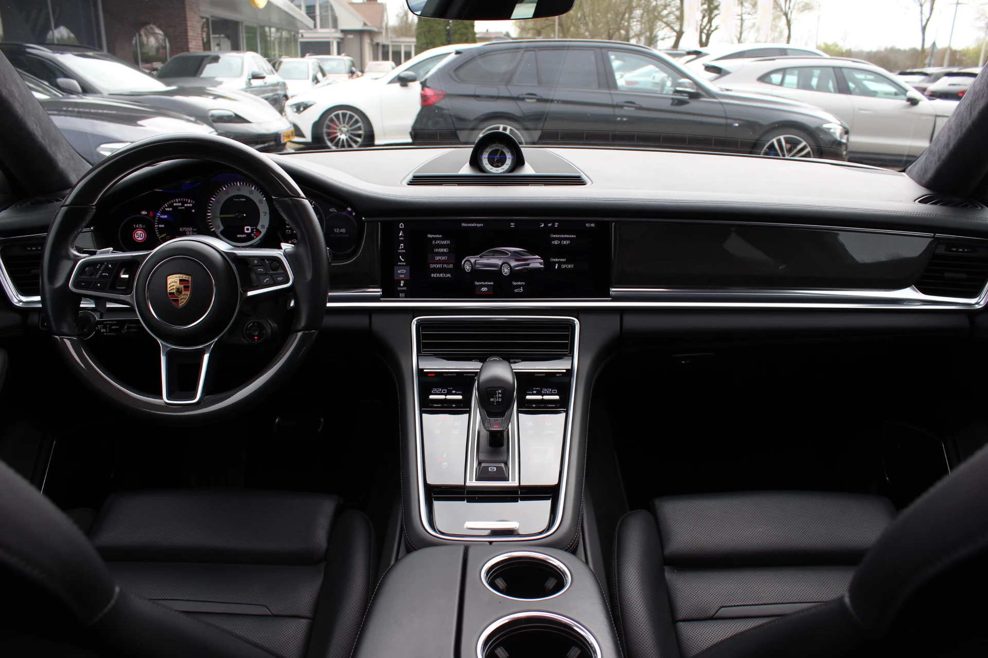 Hoofdafbeelding Porsche Panamera