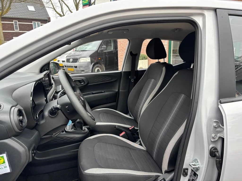 Hoofdafbeelding Hyundai i10