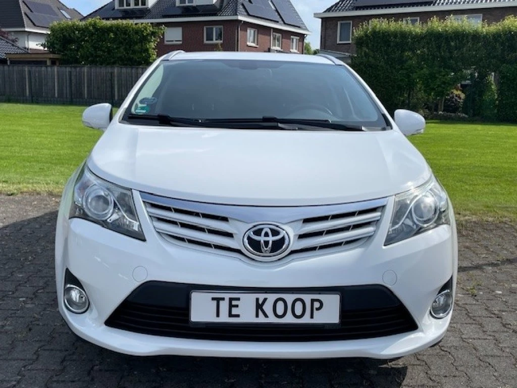 Hoofdafbeelding Toyota Avensis