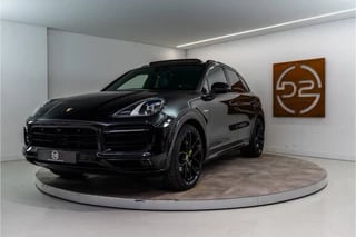 Porsche Cayenne 3.0 E-Hybrid 476PK | Sport Design | Pano | 22'' | Luchtvering | Bose | Garantie